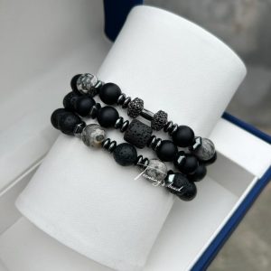 Stone Noir Hand Beads